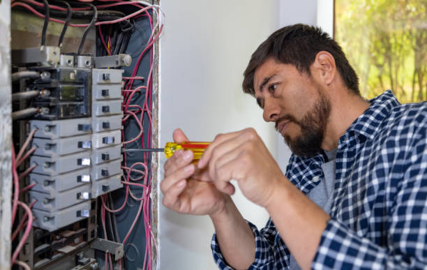 Best Emergency Electrical Repair  in Evanston, IL